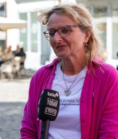Christina Christen at the Pink Cube event in Lucerne, photo courtesy of Credo GmbH